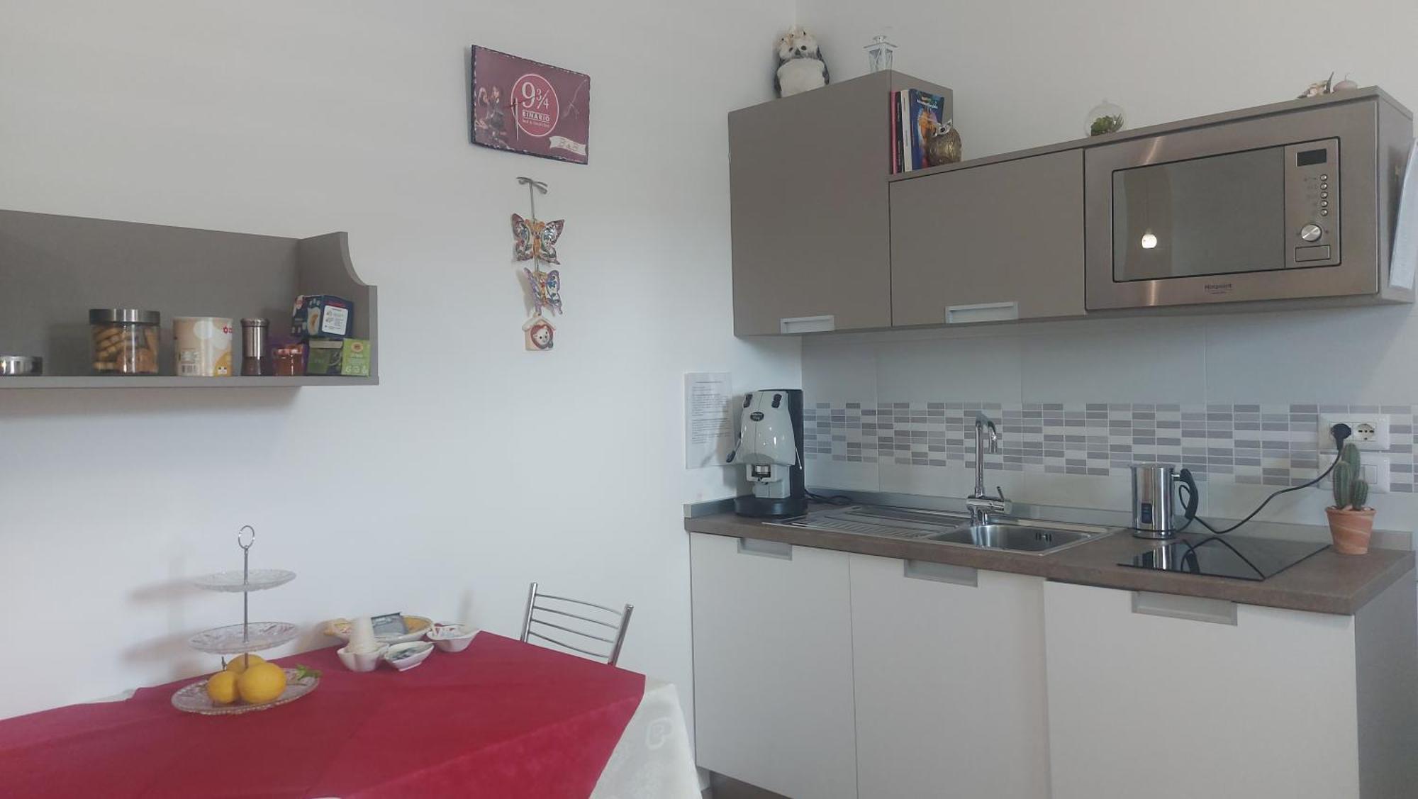 B&B Binario Nove E Tre Quarti Agropoli Exterior photo