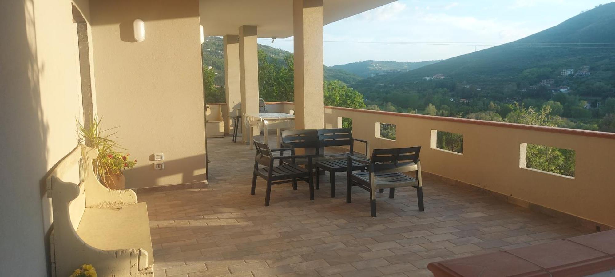 B&B Binario Nove E Tre Quarti Agropoli Exterior photo